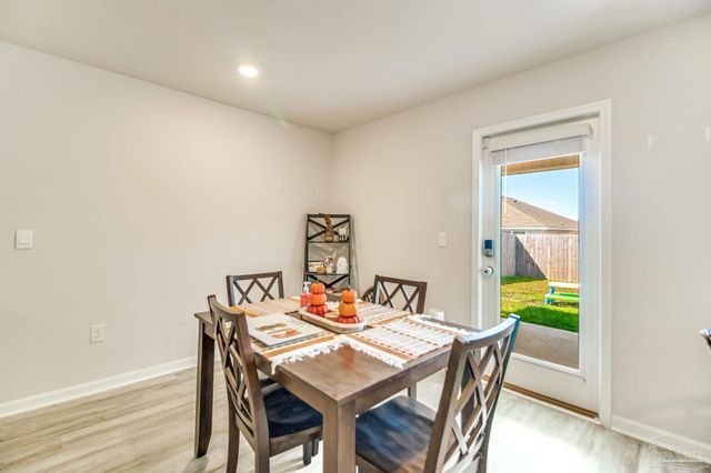 4385 White Birch Ct, Pace, FL 32571