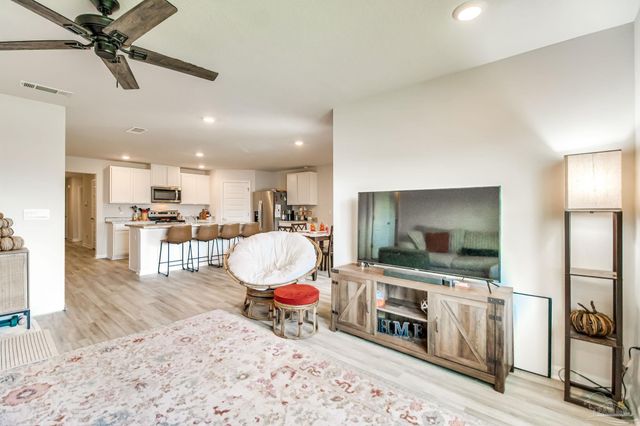 4385 White Birch Ct, Pace, FL 32571