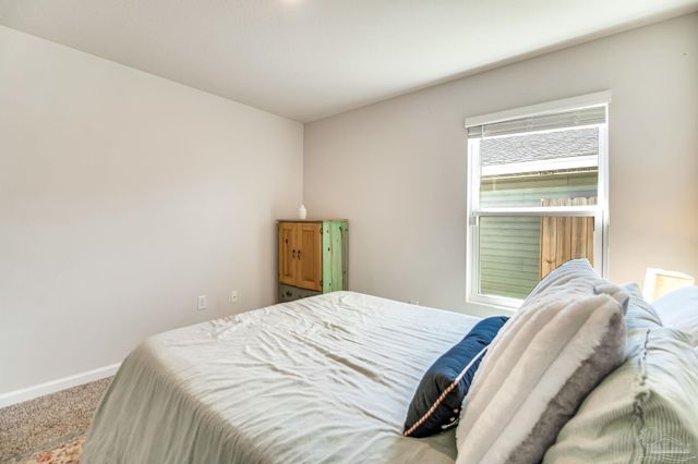 4385 White Birch Ct, Pace, FL 32571