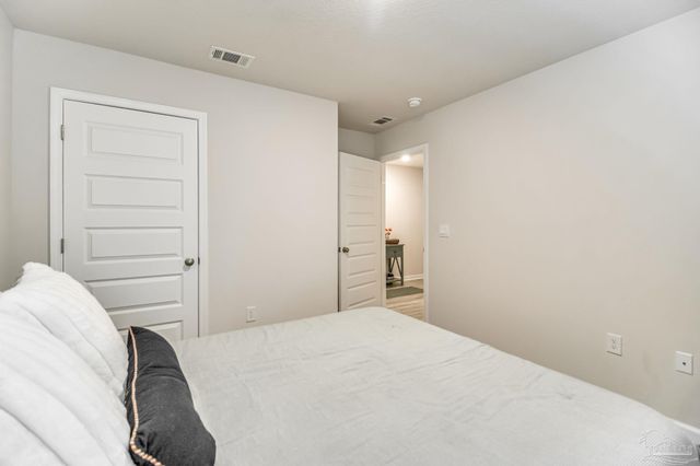 4385 White Birch Ct, Pace, FL 32571