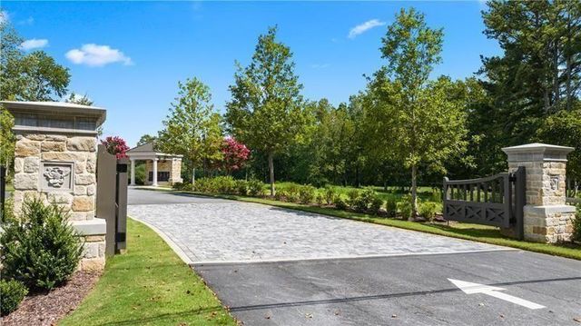 2053 Magnolia Lane, Milton, GA 30004