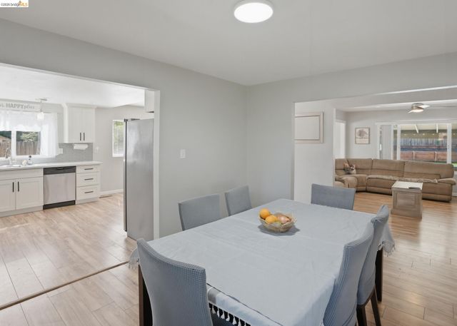 1004 Thomas Ct, Antioch, CA 94509