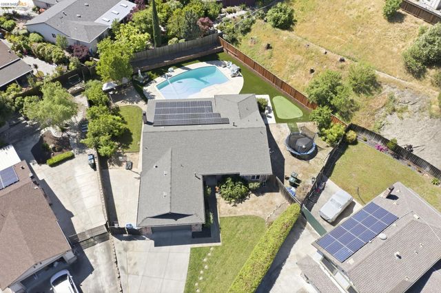 1004 Thomas Ct, Antioch, CA 94509