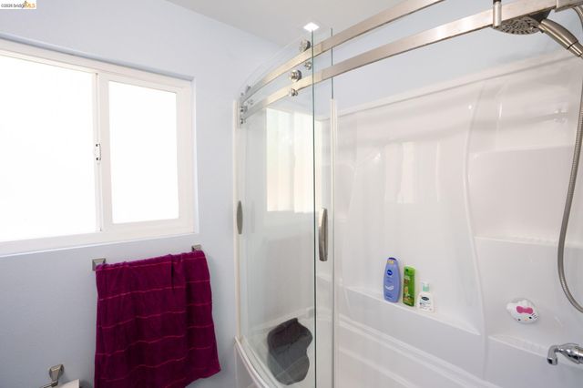 1004 Thomas Ct, Antioch, CA 94509