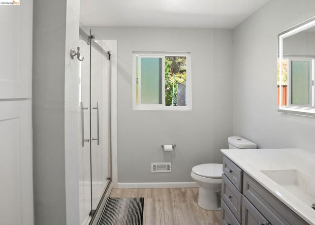 1004 Thomas Ct, Antioch, CA 94509