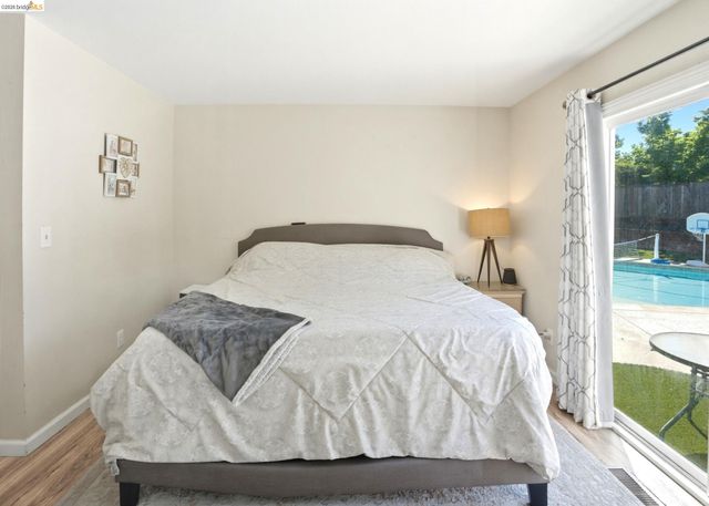 1004 Thomas Ct, Antioch, CA 94509