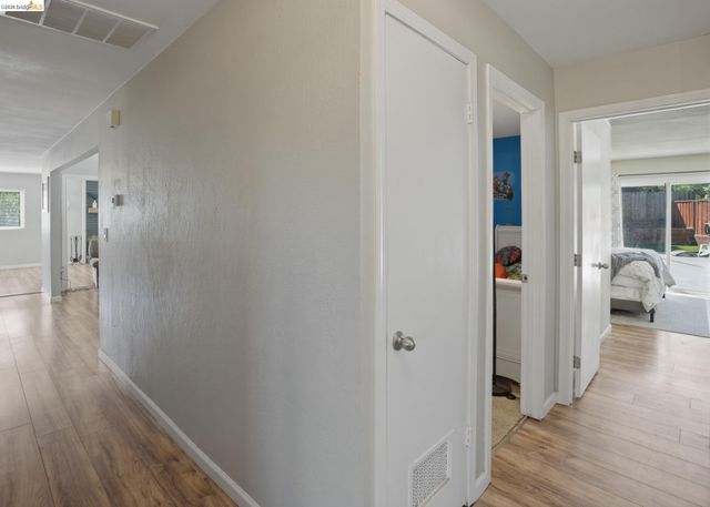 1004 Thomas Ct, Antioch, CA 94509