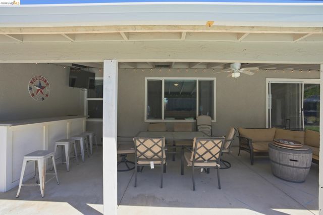 1004 Thomas Ct, Antioch, CA 94509