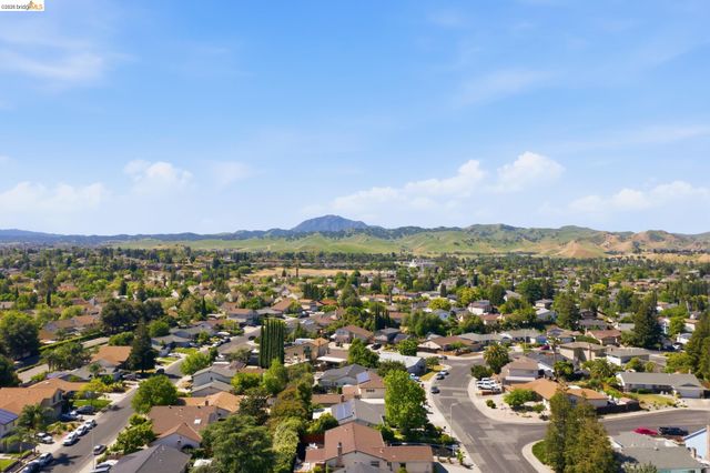 1004 Thomas Ct, Antioch, CA 94509