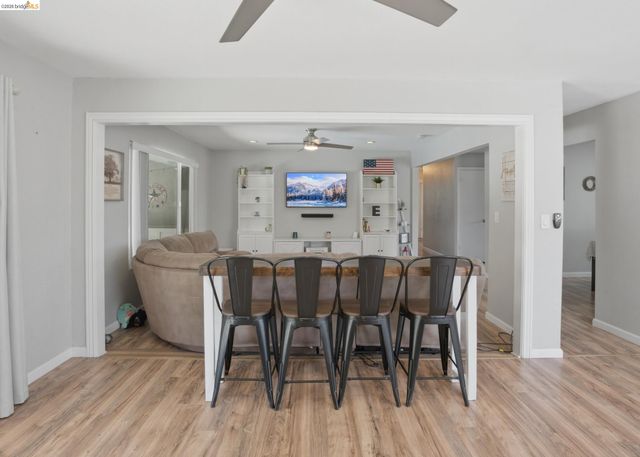 1004 Thomas Ct, Antioch, CA 94509