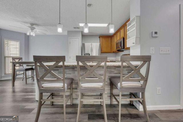 434 Colonial Walk, Woodstock, GA 30189