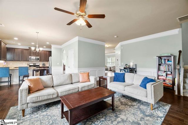 415 Bridge Crossing Drive, Simpsonville, SC 29681