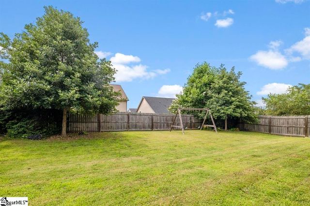 415 Bridge Crossing Drive, Simpsonville, SC 29681