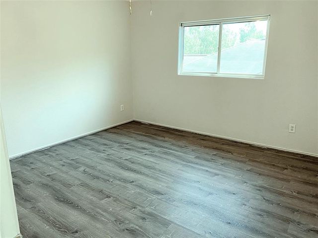 8911 Danbury Hollow Lane, Houston, TX 77075