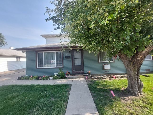 4421 W 87th Street, Hometown, IL 60456