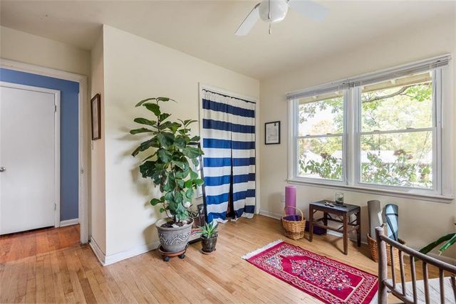 6720 Hadley Lane, Overland Park, KS 66204