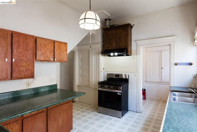 114 N 5Th St, San Jose, CA 95112