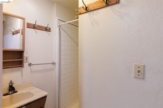 114 N 5Th St, San Jose, CA 95112