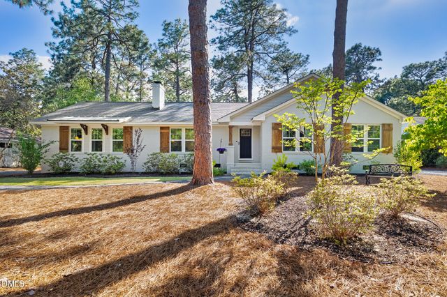 5 Mcleod Road, Pinehurst, NC 28374