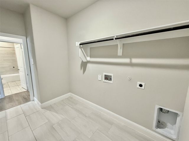 2358 Aspen Hill Drive, Forney, TX 75126