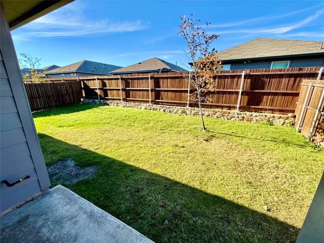 2358 Aspen Hill Drive, Forney, TX 75126