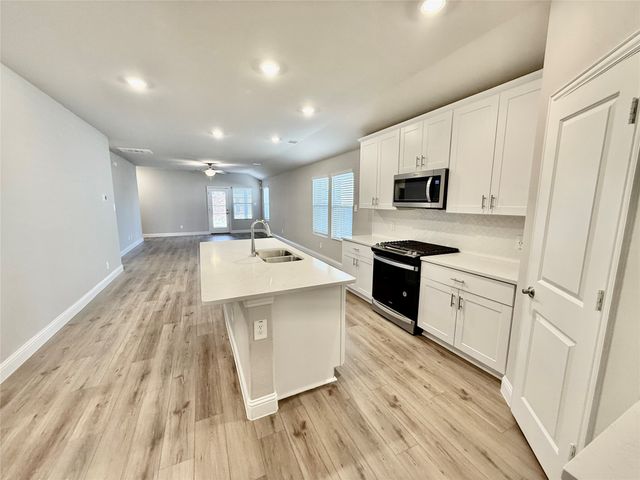 2358 Aspen Hill Drive, Forney, TX 75126