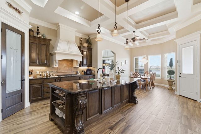 1208 Sunset Bay Drive, Granbury, TX 76048