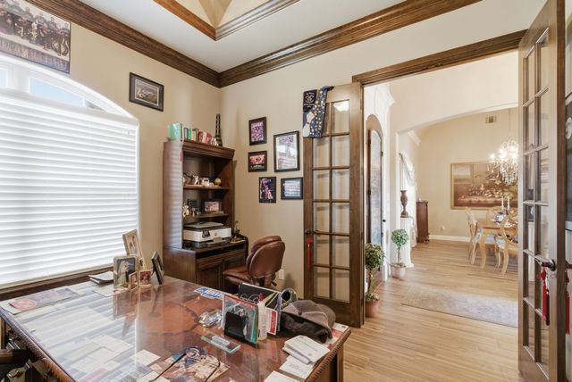 1208 Sunset Bay Drive, Granbury, TX 76048