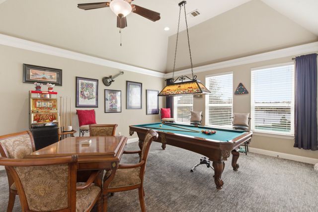 1208 Sunset Bay Drive, Granbury, TX 76048