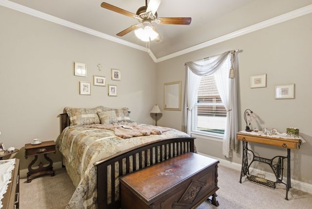 1208 Sunset Bay Drive, Granbury, TX 76048