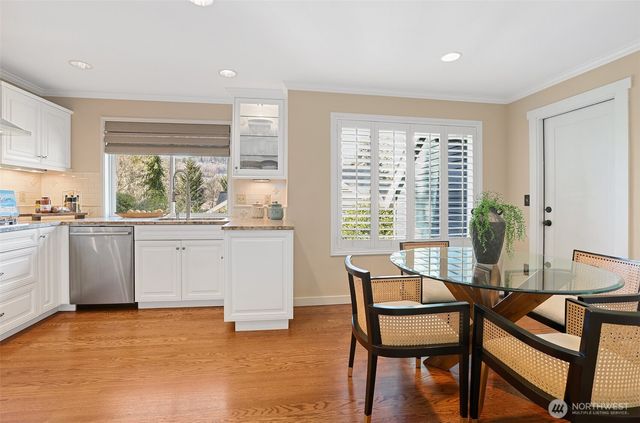 975 NW Inneswood Place, Issaquah, WA 98027