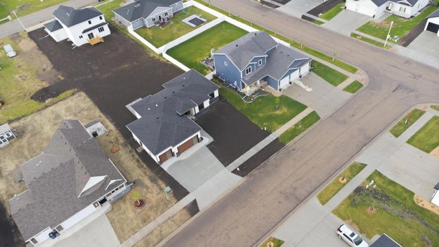 4328 23rd Avenue S, Moorhead, MN 56560
