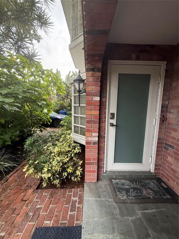 619 Kensington Pl, Wilton Manors, FL 33305