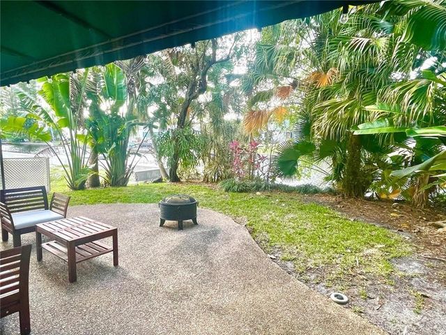 619 Kensington Pl, Wilton Manors, FL 33305