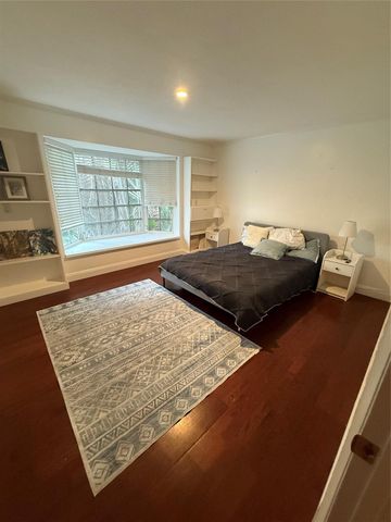 619 Kensington Pl, Wilton Manors, FL 33305