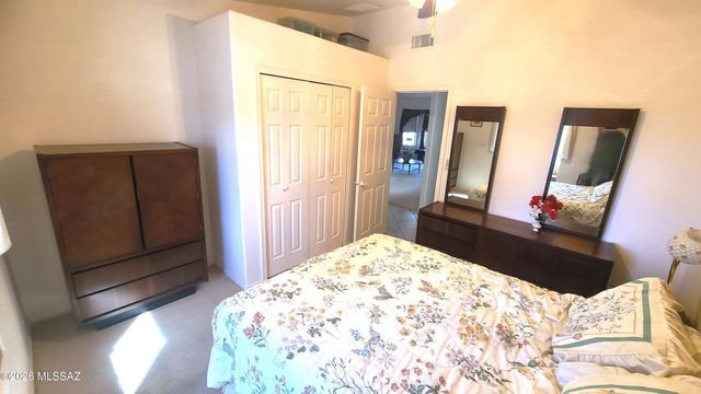 9631 N Vendone Avenue, Tucson, AZ 85742