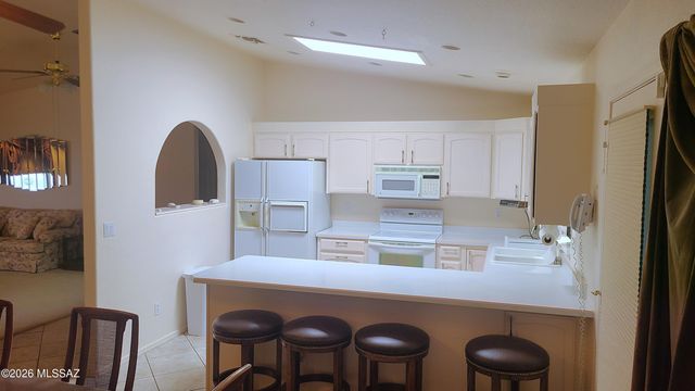 9631 N Vendone Avenue, Tucson, AZ 85742