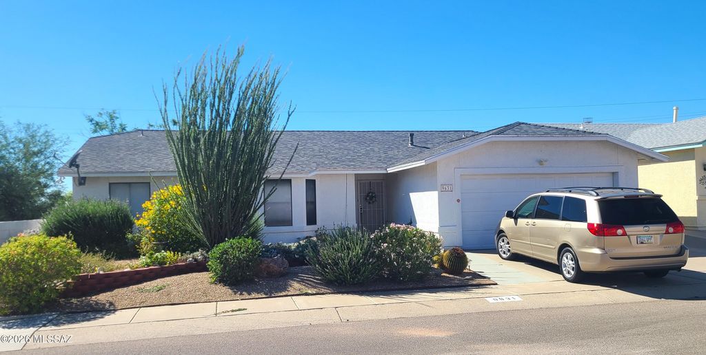 9631 N Vendone Avenue, Tucson, AZ 85742