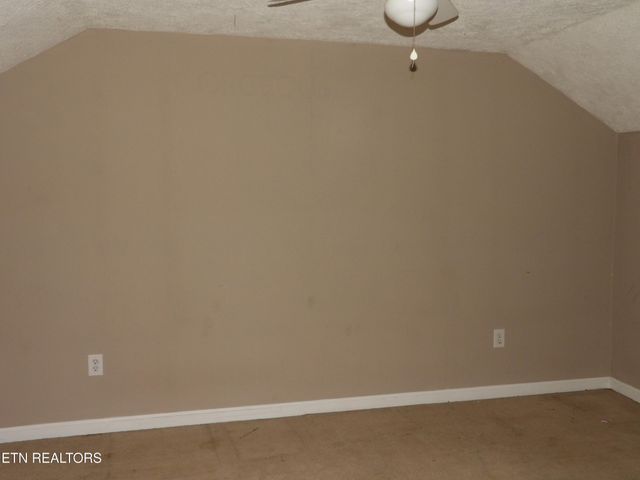 130 Hickory Lane, Crossville, TN 38555