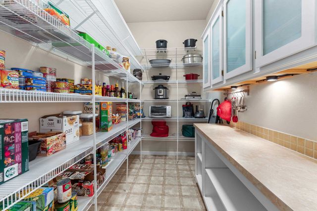 102 N Lindeblad Ln, Liberty Lake, WA 99019