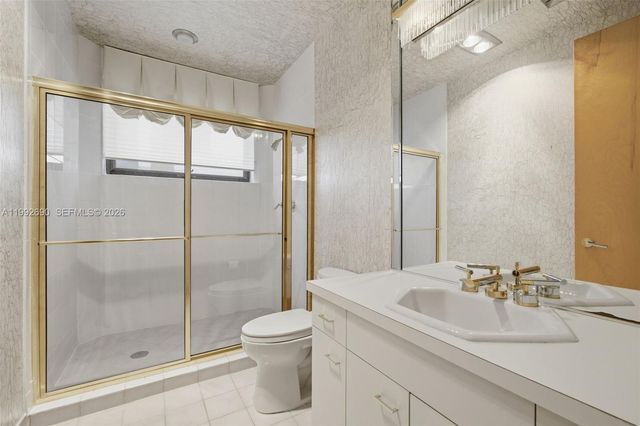 7383 Orangewood Lane 301, Boca Raton, FL 33433