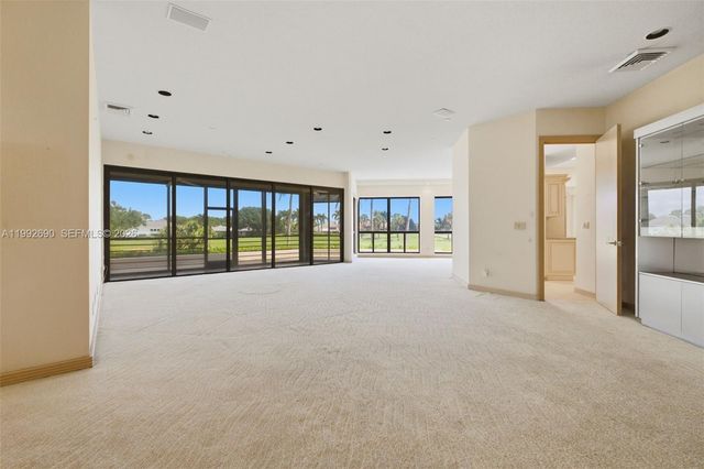 7383 Orangewood Lane 301, Boca Raton, FL 33433