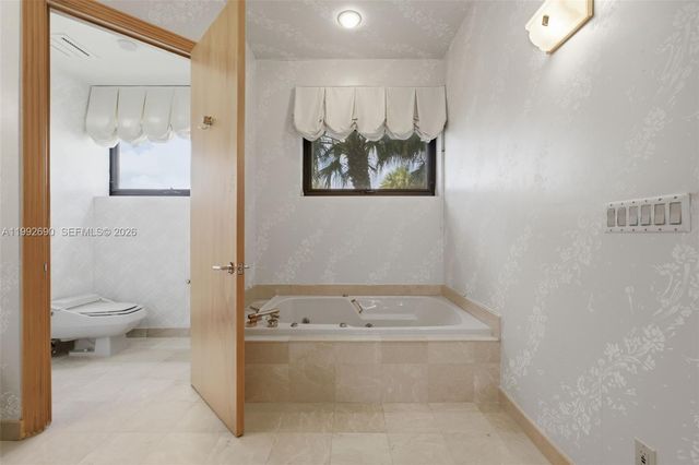 7383 Orangewood Lane 301, Boca Raton, FL 33433