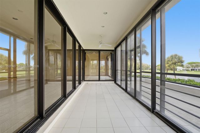 7383 Orangewood Lane 301, Boca Raton, FL 33433