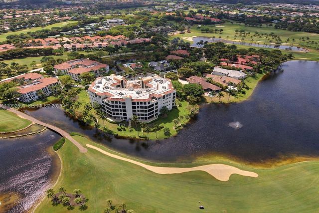 7383 Orangewood Lane 301, Boca Raton, FL 33433