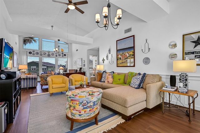 22218 Matagorda Drive, Galveston, TX 77554
