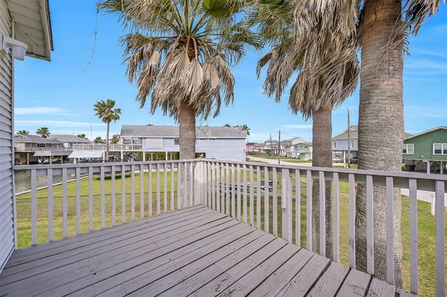 22218 Matagorda Drive, Galveston, TX 77554