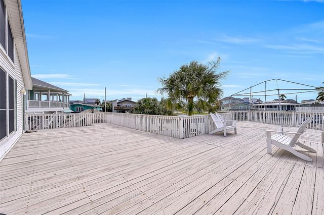22218 Matagorda Drive, Galveston, TX 77554