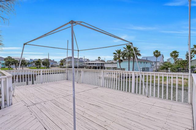 22218 Matagorda Drive, Galveston, TX 77554