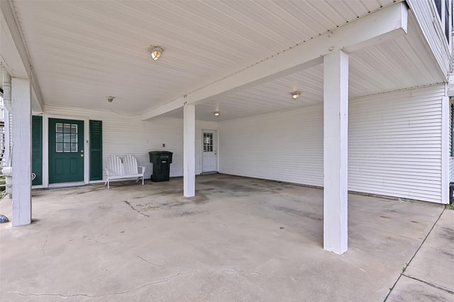 22218 Matagorda Drive, Galveston, TX 77554